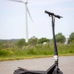 Impulse Electric Scooter 200W, Svart -Syklers Butikk HP106E 2747 3a