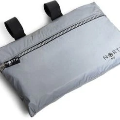 North 13.5 Regntrekk Sykkelsete, Reflective Silver -Syklers Butikk NO REGN CYKEL REFLEXSILVER 1882 3a